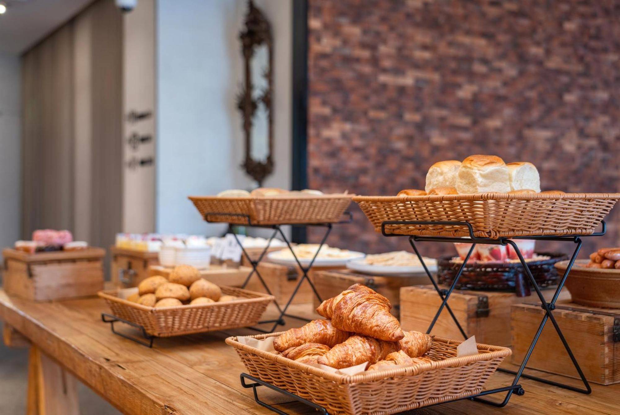 Manli Hotel Shanghai Pudong Airport - Pet Friendly Εξωτερικό φωτογραφία